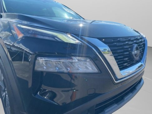 Used 2022 Nissan Rogue SV image 37