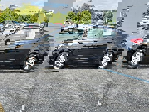 Used 2017 Kia Forte LX image 5