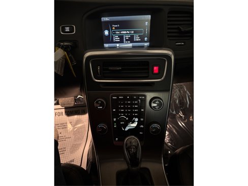 Used 2015 Volvo S60 T5 Premier image 27