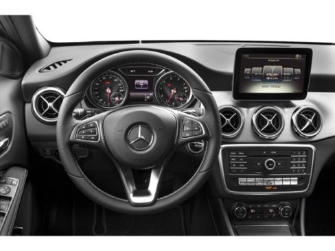 Used 2020 Mercedes-Benz GLA 250 image 4