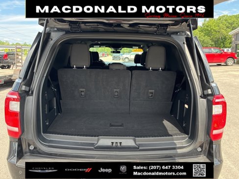 Used 2020 Ford Expedition XLT w/ FX4 Off-Road Package image 9