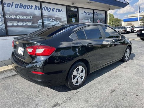 Used 2018 Chevrolet Cruze LS image 6