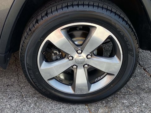 Used 2015 Jeep Grand Cherokee Limited image 30