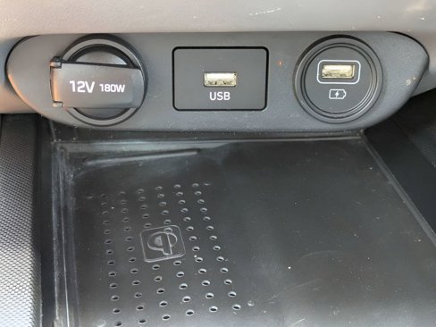 Used 2021 Hyundai Elantra SEL w/ Convenience Package image 27