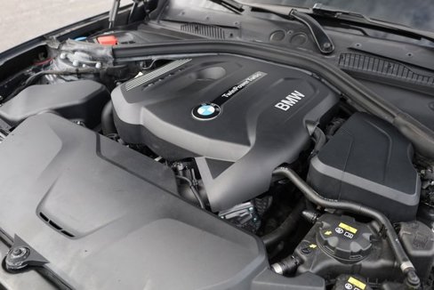 Used 2019 BMW 230i Coupe w/ M Sport Package image 9