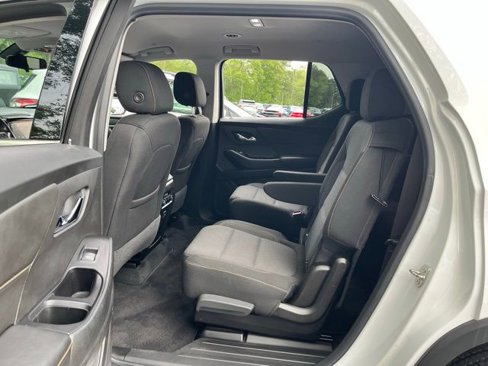 Used 2019 Chevrolet Traverse LT image 17