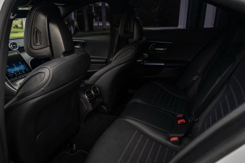 Used 2022 Mercedes-Benz C 300 Sedan image 36