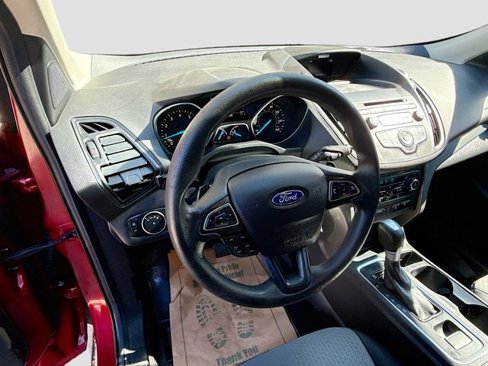 Used 2017 Ford Escape SE image 12
