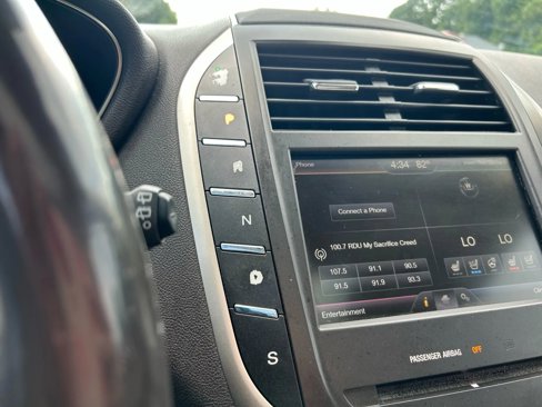 Used 2015 Lincoln MKC FWD w/ Equipment Group 102A Reserve image 21