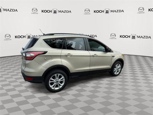 Used 2018 Ford Escape SE w/ SE Sync 3 Package image 8