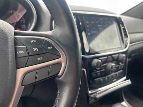 Used 2019 Jeep Grand Cherokee Limited w/ Trailer Tow Group IV image 22
