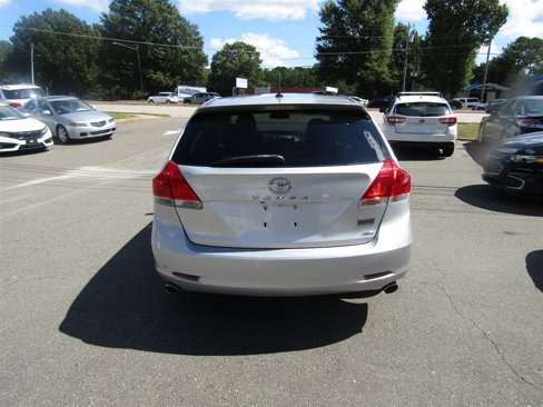 Used 2010 Toyota Venza AWD image 7