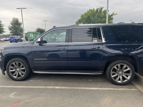 Used 2019 Chevrolet Suburban Premier image 7