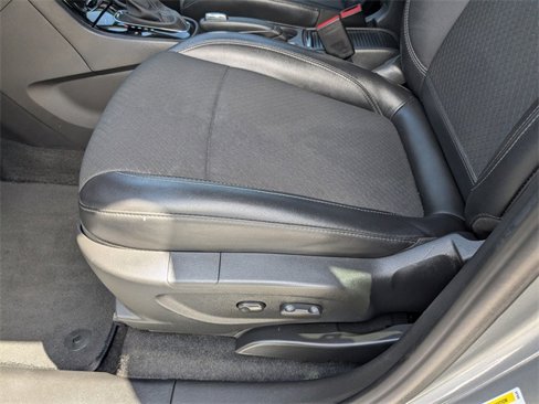 Used 2019 Buick Encore Preferred image 17