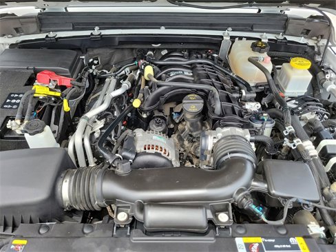 Used 2023 Jeep Gladiator Sport image 28