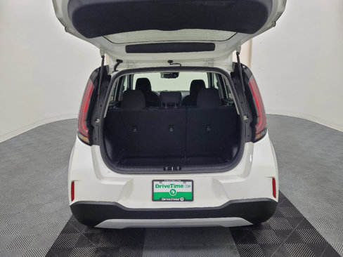 Used 2023 Kia Soul LX w/ LX Technology Package image 29