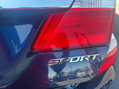 Used 2014 Honda Accord Sport image 17