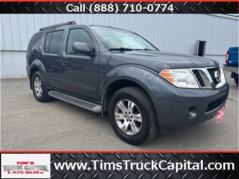Used 2010 Nissan Pathfinder SE w/ SE Premium Journey Pkg image 1