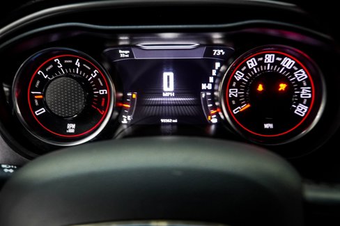 Used 2019 Dodge Challenger SXT image 27