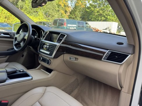 Used 2013 Mercedes-Benz ML 350 4MATIC image 17