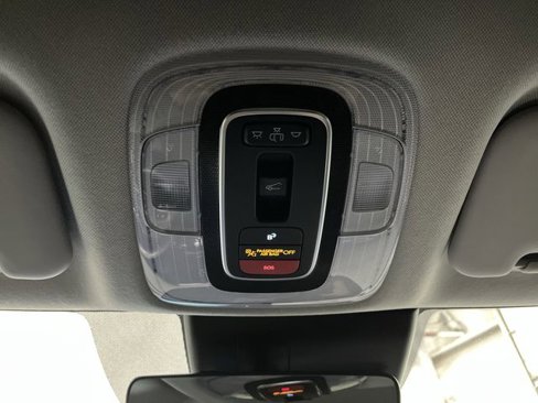 Used 2023 Hyundai Elantra Limited image 26