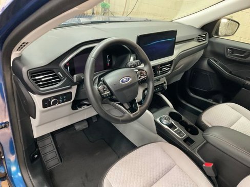 Certified 2023 Ford Escape Active w/ Tech Pack #1 image 6