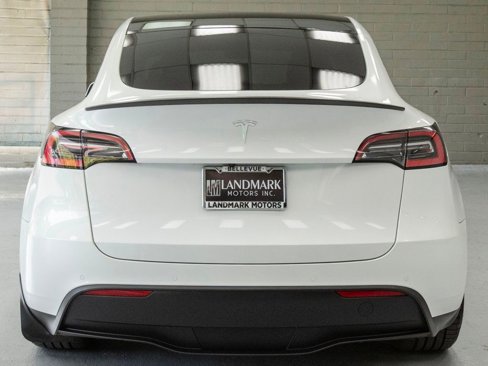 Used 2020 Tesla Model Y Performance image 31