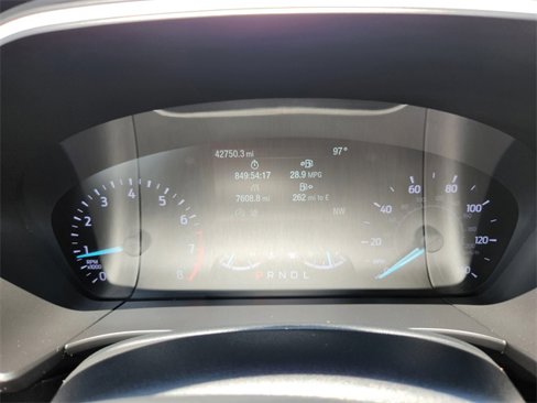 Used 2020 Ford Escape SEL image 18