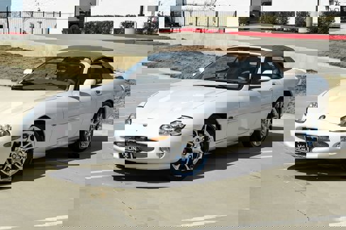 Used 2002 Jaguar XK8 Convertible image 5