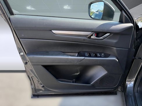 Used 2020 MAZDA CX-5 Touring image 13