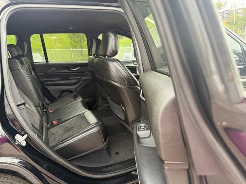 Used 2023 Jeep Grand Cherokee Altitude image 22
