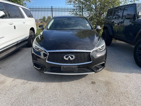 Used 2018 INFINITI QX30 image 4