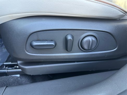 Used 2024 Buick Encore GX Avenir w/ Avenir Convenience Package image 26