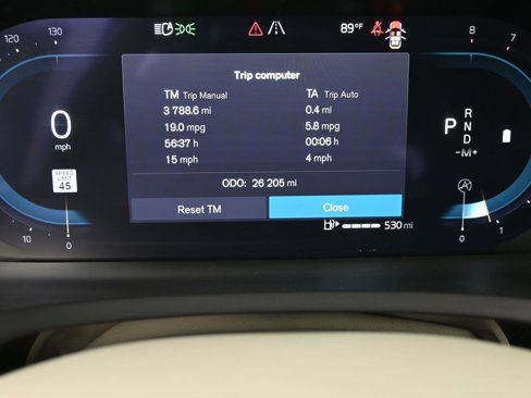 Certified 2024 Volvo XC90 B6 Plus image 21