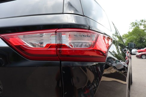 Used 2020 Chevrolet Traverse LS w/ LPO, Floor Liner Package image 31