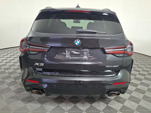 Certified 2023 BMW X3 xDrive30i w/ M Sport Package image 9