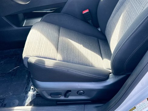 Used 2023 Nissan Rogue SV image 19
