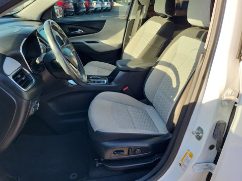 Used 2022 Chevrolet Equinox LT image 18
