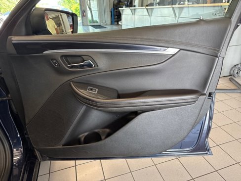 Used 2018 Chevrolet Impala LT image 30