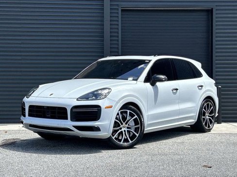 Used 2019 Porsche Cayenne Turbo image 1