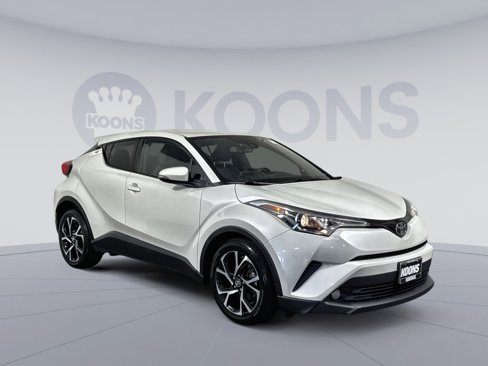 Used 2018 Toyota C-HR XLE image 10