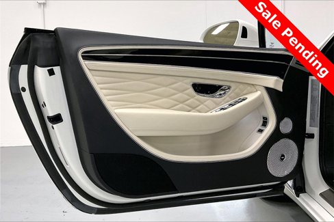 Used 2024 Bentley Continental GT Azure image 19
