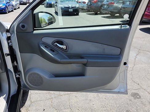 Used 2005 Chevrolet Malibu LS image 39