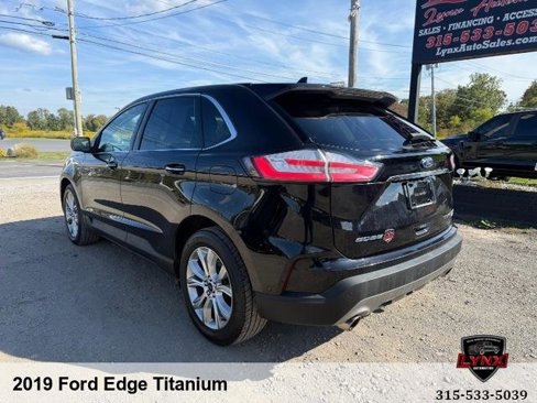 Used 2019 Ford Edge Titanium w/ Equipment Group 301A image 3
