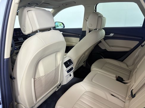 Used 2024 Audi Q5 2.0T Premium w/ Convenience Package image 25