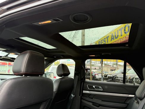 Used 2017 Ford Explorer Sport w/ Equipment Group 401A image 12