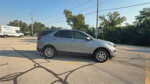 Certified 2023 Chevrolet Equinox LT w/ Driver Convenience Package image 9