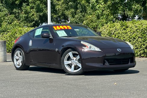 Used 2010 Nissan 370Z Touring w/ Aerodynamics Pkg image 2