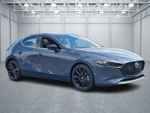 Used 2022 MAZDA MAZDA3 s image 3