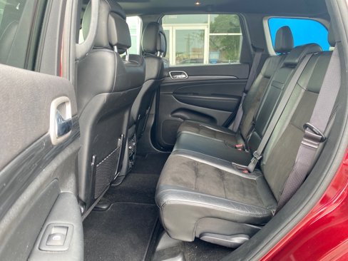 Used 2020 Jeep Grand Cherokee Altitude image 19